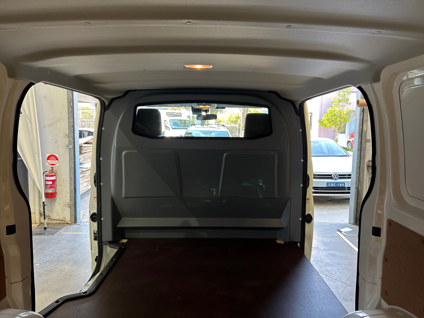 toyota hi ace bulkhead vapour barrier cargo barrier anti vapourbarrier