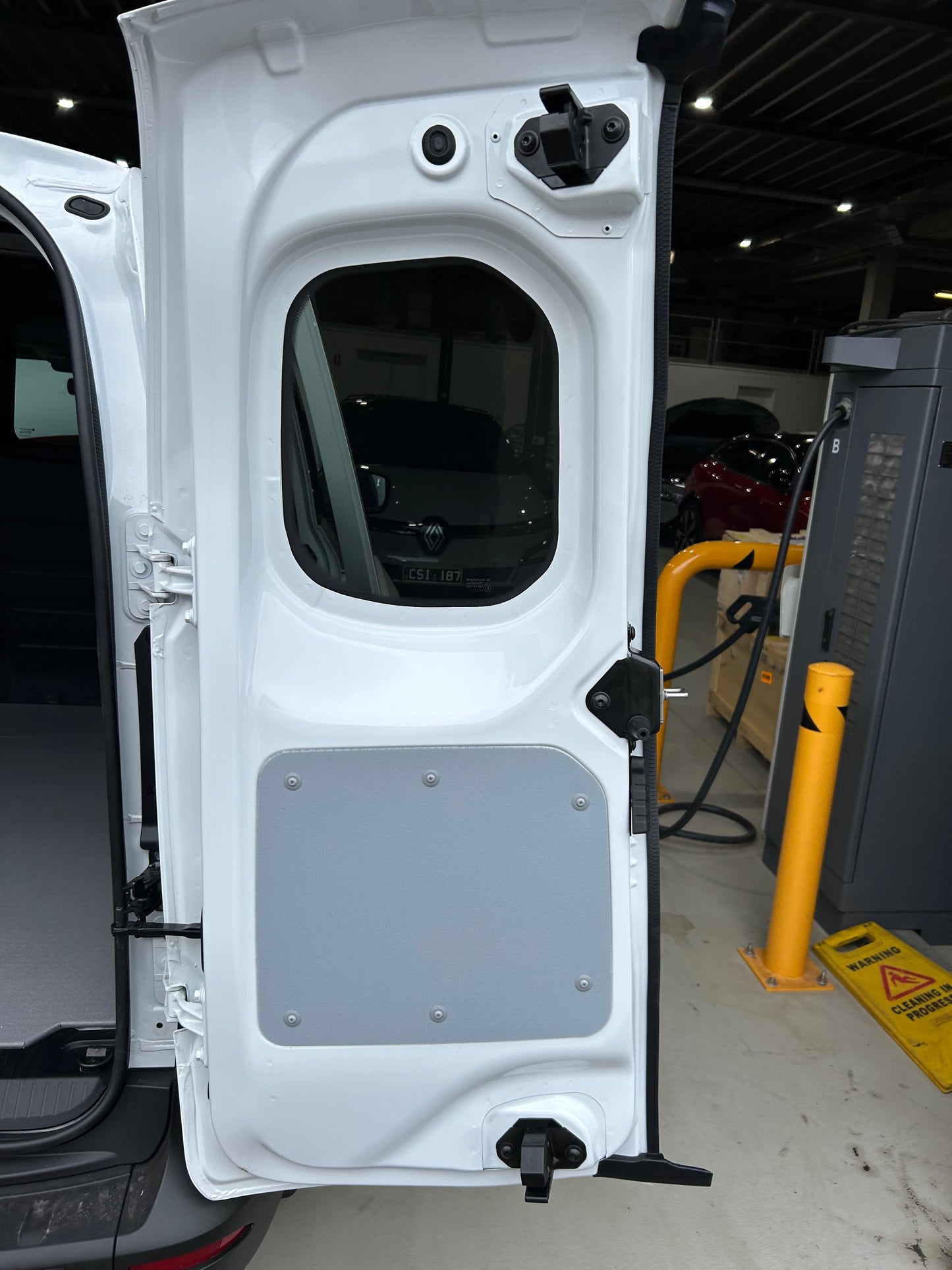 kangoo anti theft guards, window guard , window grills