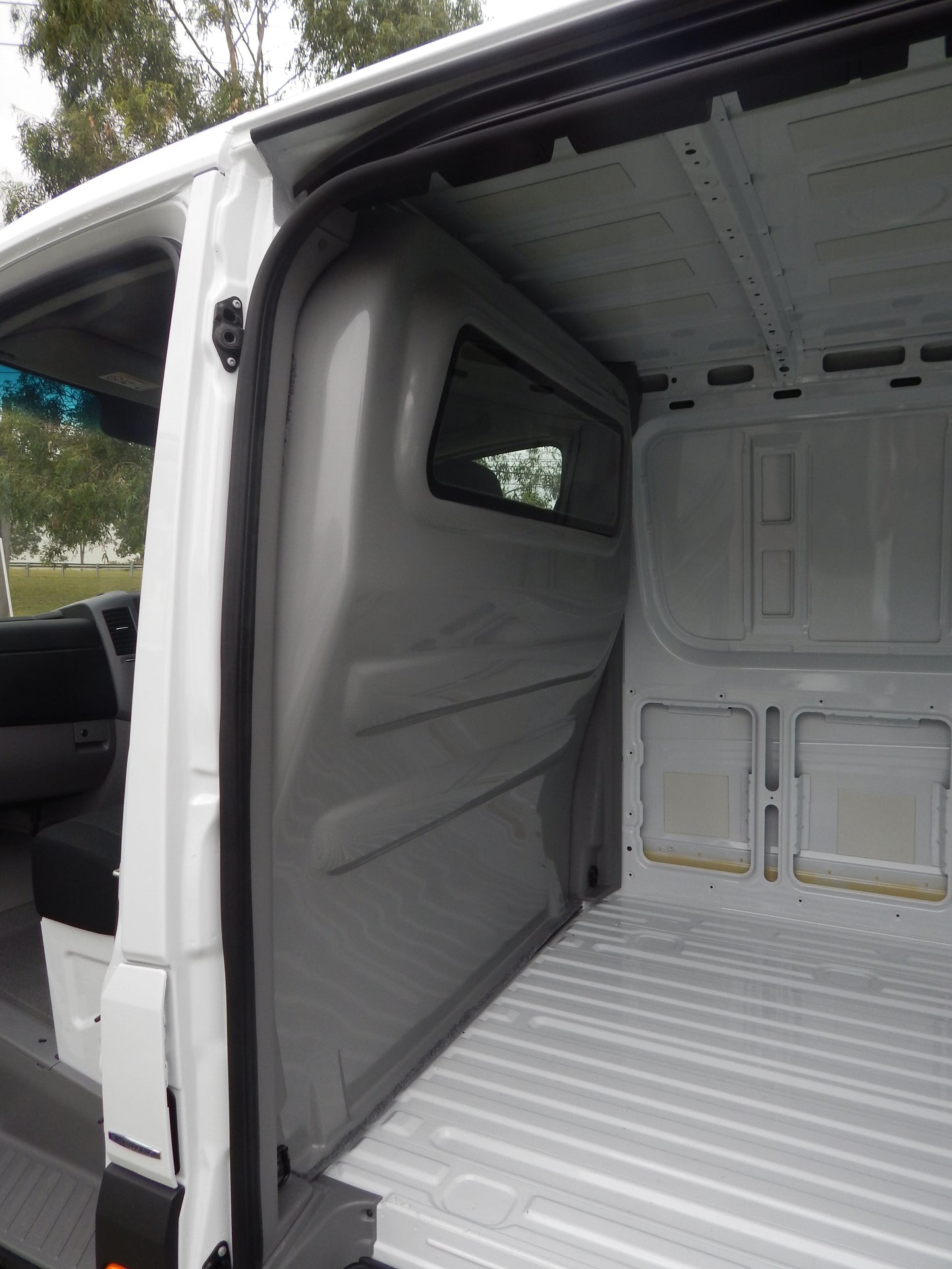 Sprinter Low Roof Van Bulkhead