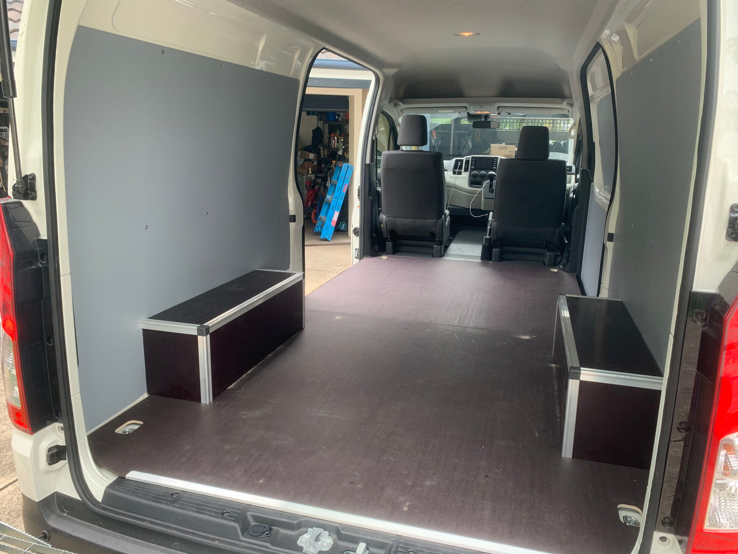 toyota hi ace 2019 slwb floor