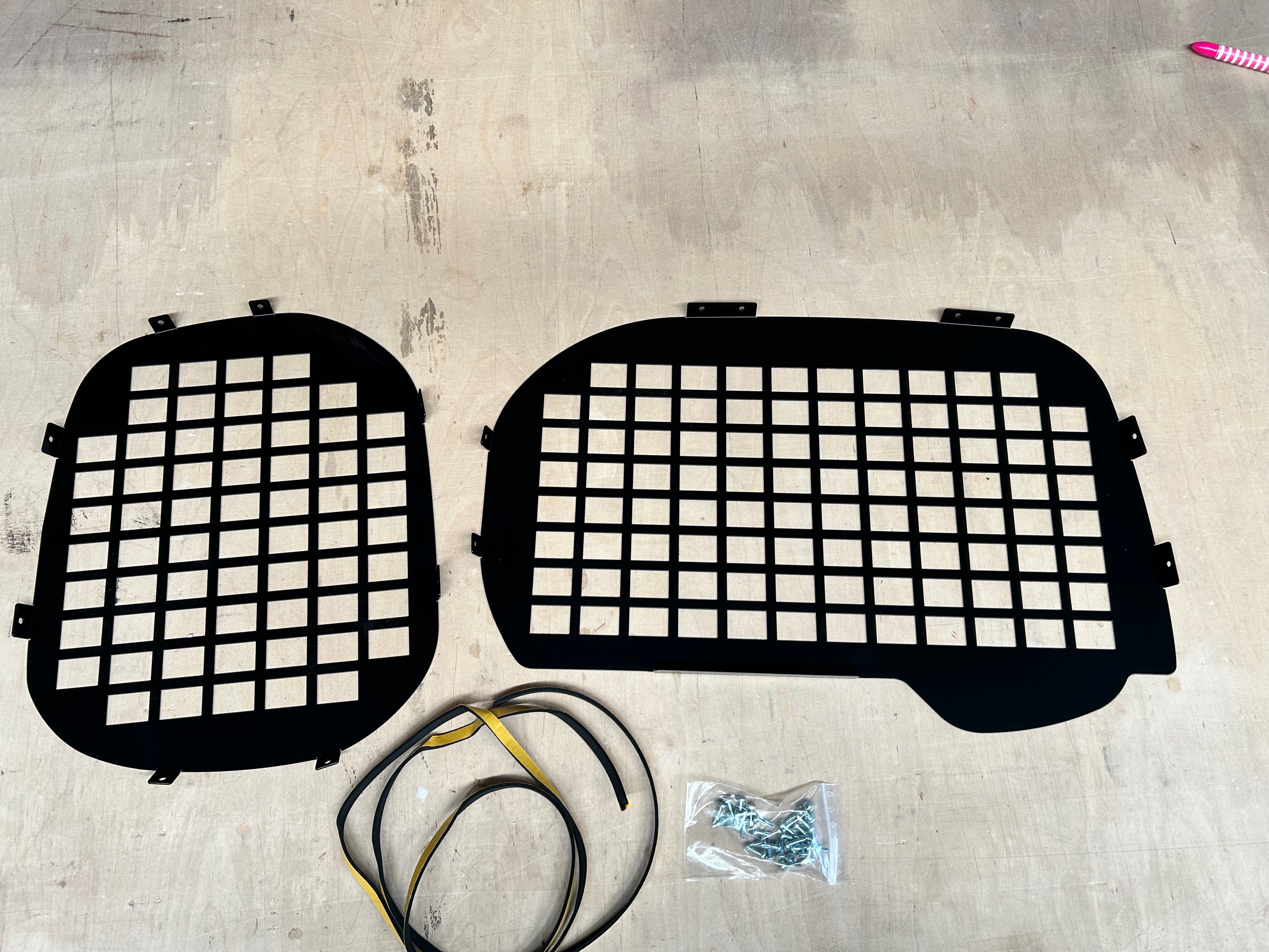 Kangoo rear doors window guard set – Motexion Australia
