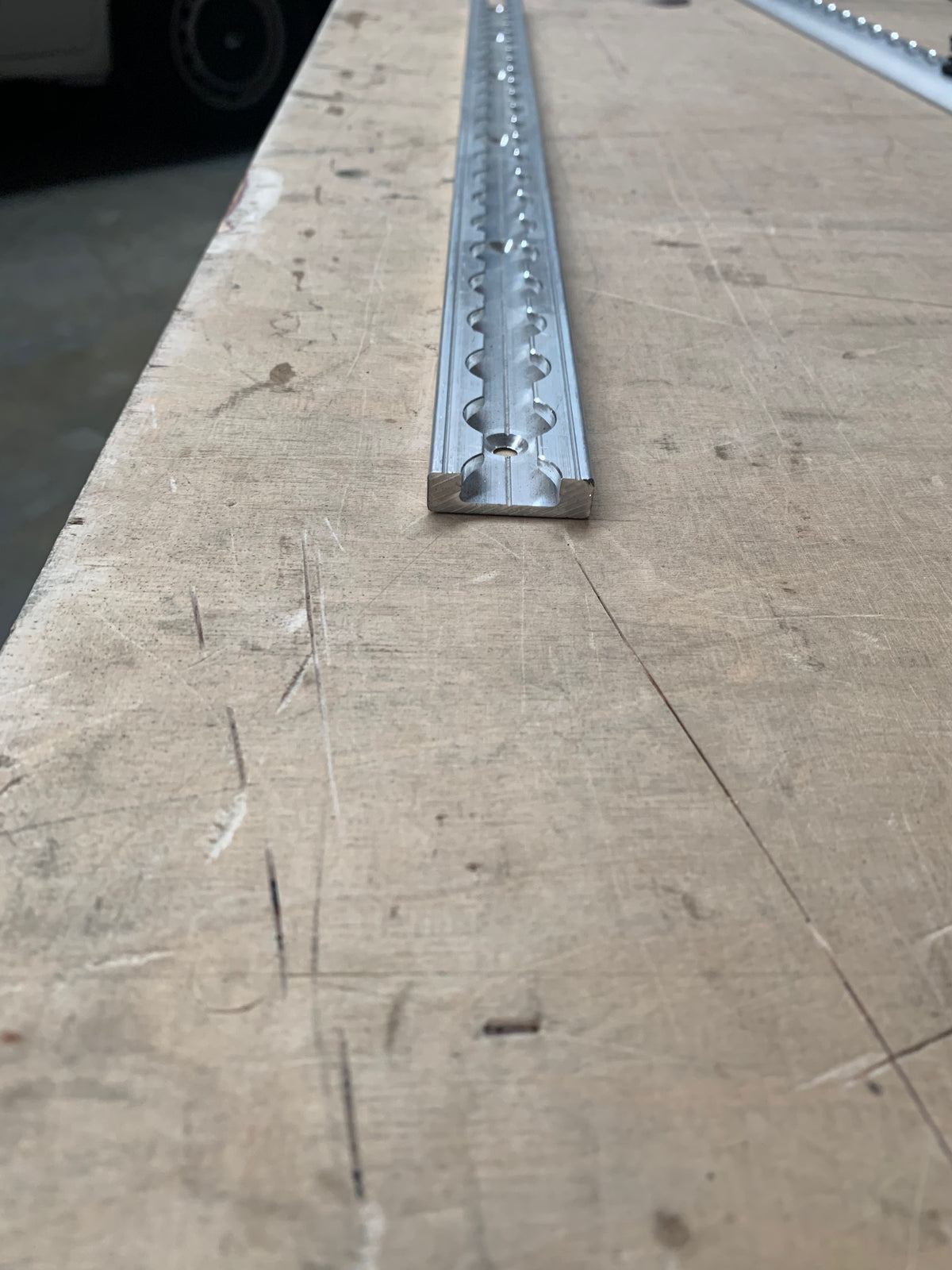 Tiedown Rails for Vans - L-track and accessories - all in 3 meter leng ...