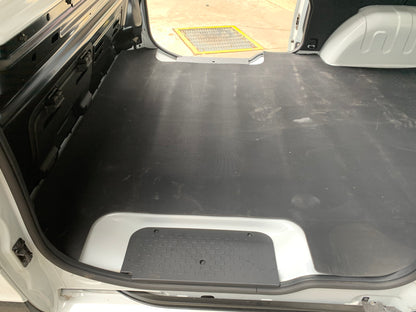 Renault trafic mitsubishi express rubber mat