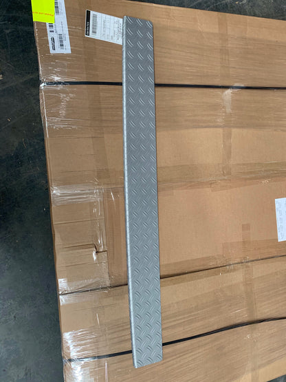Renault Trafic and mitsubishi Scuff Plates for the rear bumper