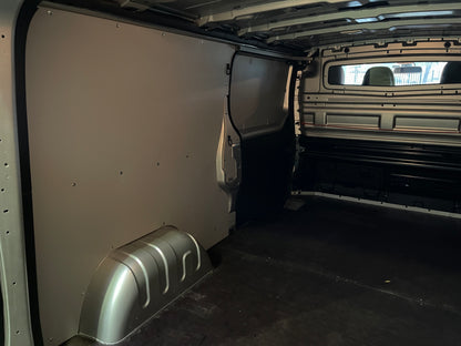 Renault Trafic X82/Mitsubishi Express (SWB Dual sliding door) - Wall