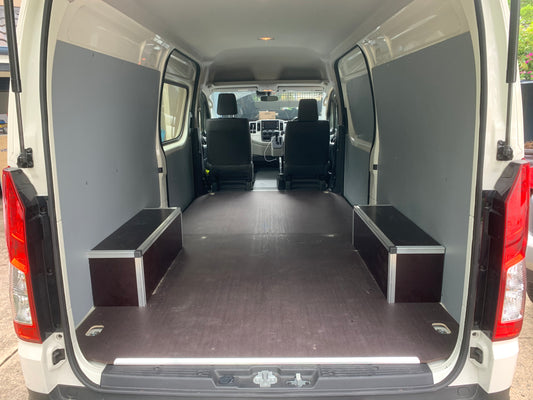 toyota hi ace slwb floor